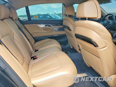 Zdjęcie 10 z 12 samochodu: 2016 BMW 750 XI VIN:WBA7F2C57GG418683 - miniatura