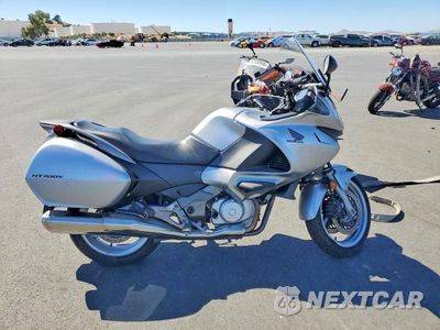 2010 HONDA NT700 VA VTMRC5256AE000182 - główne zdjęcie licytacji z USA - miniatura