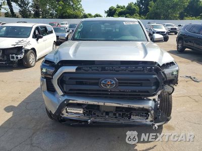 Piąte zdjęcie samochodu w środku: 2026 TOYOTA TACOMA SR5 VIN:3TMLB5JN9TM243306 - miniatura