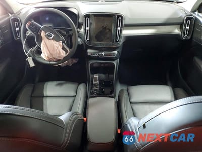 Zdjęcie 8 z 14 samochodu: 2026 VOLVO XC40 PLUS VIN:YV4L12UC3T2795755 - miniatura