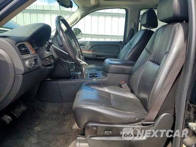 Zdjęcie 7 z 13 samochodu: 2008 GMC YUKON VIN:1GKFC13028R162419 - miniatura