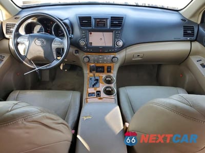 Zdjęcie 8 z 13 samochodu: 2010 TOYOTA HIGHLANDER HYBRID LIMITED VIN:JTEJW3EH7A2037891 - miniatura