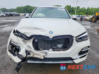 Piąte zdjęcie samochodu w środku: 2021 BMW X5 XDRIVE40I VIN:5UXCR6C06M9G65327 - miniatura