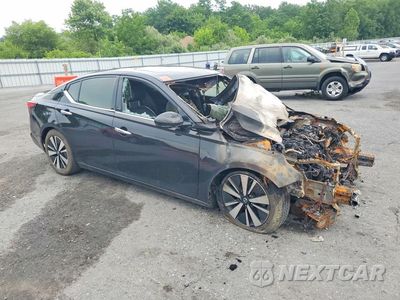 Czwarte zdjęcie samochodu z boku: 2020 NISSAN ALTIMA SL VIN:1N4BL4EV9LC156932 - miniatura