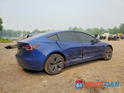 Trzecie zdjęcie samochodu z tyłu: 2019 TESLA MODEL 3 VIN:5YJ3E1EA9KF208291 - miniatura