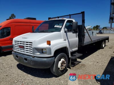 2005 GMC C5500 C5C042 1GDG5C1E85F905663 - główne zdjęcie licytacji z USA - miniatura