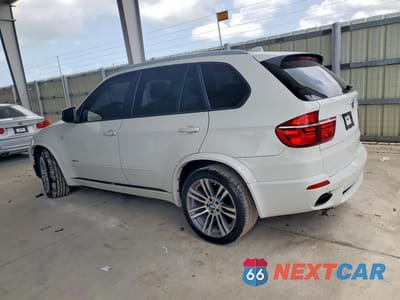 Drugie zdjęcie samochodu z przodu: 2013 BMW X5 XDRIVE50I VIN:5UXZV8C57DL426589 - miniatura