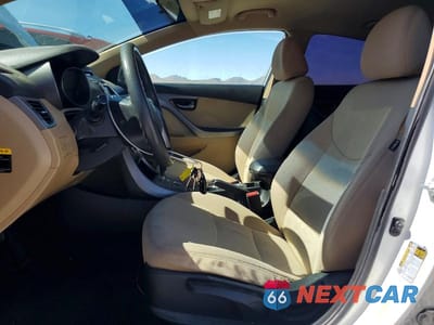 Zdjęcie 7 z 12 samochodu: 2013 HYUNDAI ELANTRA VIN:5NPDH4AE6DH291687 - miniatura