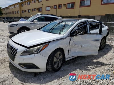 2016 HYUNDAI SONATA HYBRID LIMITED KMHE34L12GA031694 - główne zdjęcie licytacji z USA - miniatura