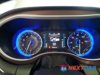 Zdjęcie 9 z 13 samochodu: 2017 CHRYSLER PACIFICA TOURING L VIN:2C4RC1BG5HR795059 - miniatura