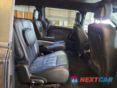 Zdjęcie 11 z 13 samochodu: 2017 DODGE GRAND CARAVAN GT VIN:2C4RDGEG6HR798628 - miniatura