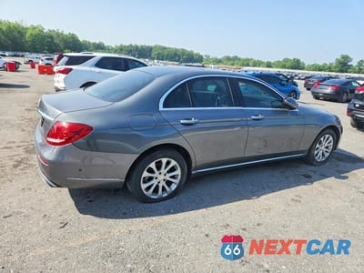 Trzecie zdjęcie samochodu z tyłu: 2017 MERCEDES-BENZ E 300 4MATIC VIN:WDDZF4KB1HA144227 - miniatura