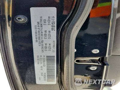 Zdjęcie 12 z 12 samochodu: 2018 CHRYSLER 300 S VIN:2C3CCABG6JH243320 - miniatura