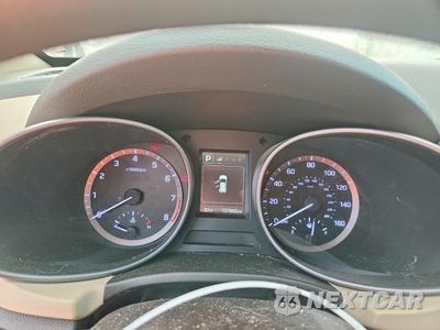 Zdjęcie 9 z 13 samochodu: 2018 HYUNDAI SANTA FE SPORT 2.4L VIN:5XYZT3LB9JG546854 - miniatura