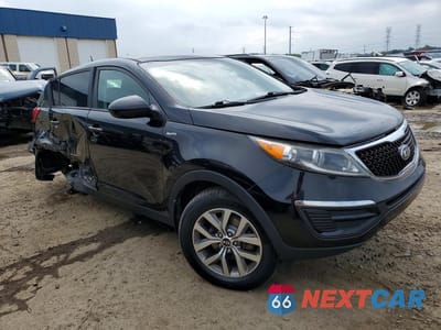 Czwarte zdjęcie samochodu z boku: 2015 KIA SPORTAGE LX VIN:KNDPBCAC2F7760742 - miniatura