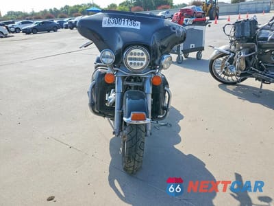 Drugie zdjęcie samochodu z przodu: 2012 HARLEY-DAVIDSON FLHTCU ULTRA CLASSIC ELECTRA GLIDE VIN:1HD1FCM18CB647812 - miniatura