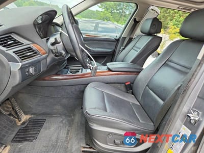 Zdjęcie 7 z 13 samochodu: 2008 BMW X5 3.0I VIN:5UXFE43578L033550 - miniatura