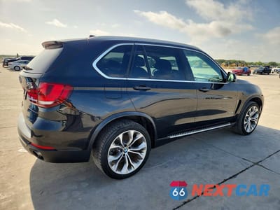 Trzecie zdjęcie samochodu z tyłu: 2016 BMW X5 XDRIVE35I VIN:5UXKR0C5XG0P26429 - miniatura