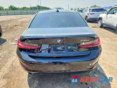 Zdjęcie 6 z 12 samochodu: 2022 BMW 330XE VIN:3MW5P9J00N8C65225 - miniatura