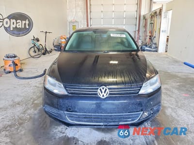 Piąte zdjęcie samochodu w środku: 2014 VOLKSWAGEN JETTA SE VIN:3VWD17AJ9EM425927 - miniatura