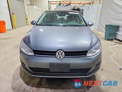Piąte zdjęcie samochodu w środku: 2016 VOLKSWAGEN GOLF S/SE VIN:3VW217AU9GM015696 - miniatura