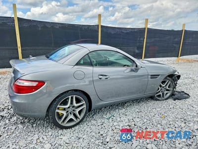 Trzecie zdjęcie samochodu z tyłu: 2012 MERCEDES-BENZ SLK 250 VIN:WDDPK4HAXCF041661 - miniatura