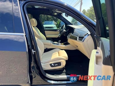 Piąte zdjęcie samochodu w środku: 2021 BMW X5 SDRIVE 40I VIN:5UXCR4C01M9D94830 - miniatura