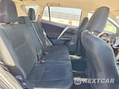 Zdjęcie 10 z 12 samochodu: 2018 TOYOTA RAV4 LE VIN:JTMZFREV7JJ752269 - miniatura
