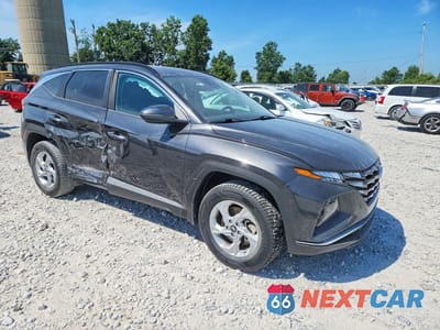 Czwarte zdjęcie samochodu z boku: 2023 HYUNDAI TUCSON SEL VIN:5NMJBCAE9PH204834 - miniatura