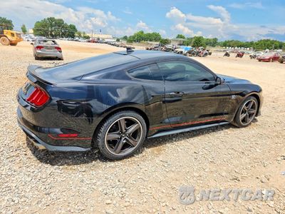 Trzecie zdjęcie samochodu z tyłu: 2021 FORD MUSTANG MACH I VIN:1FA6P8R05M5555144 - miniatura
