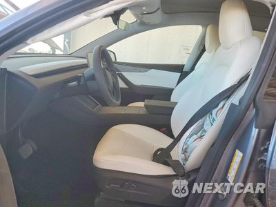 Zdjęcie 7 z 12 samochodu: 2026 TESLA MODEL Y VIN:7SAYGDED7TA461686 - miniatura