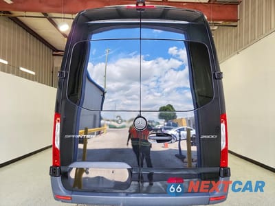 Zdjęcie 6 z 13 samochodu: 2025 MERCEDES-BENZ SPRINTER 2500 VIN:W1Z4KGHY1ST214342 - miniatura