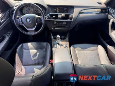 Zdjęcie 9 z 10 samochodu: 2013 BMW X3 XDRIVE35I VIN:5UXWX7C53DL981529 - miniatura