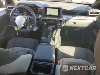 Zdjęcie 8 z 12 samochodu: 2025 TOYOTA TACOMA TRD SPORT VIN:3TMLB5JN0SM182121 - miniatura