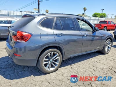 Trzecie zdjęcie samochodu z tyłu: 2014 BMW X1 XDRIVE28I VIN:WBAVL1C53EVR94953 - miniatura