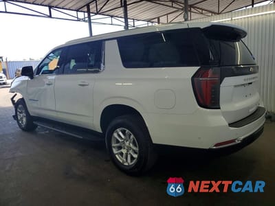 Drugie zdjęcie samochodu z przodu: 2026 CHEVROLET SUBURBAN C1500 LT VIN:1GNS5CKD0TR398944 - miniatura