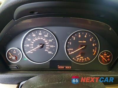 Zdjęcie 9 z 12 samochodu: 2014 BMW 328 I VIN:WBA3A5G51ENP27146 - miniatura