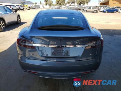 Zdjęcie 6 z 12 samochodu: 2013 TESLA MODEL S VIN:5YJSA1CN7DFP06778 - miniatura