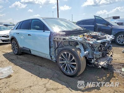 Czwarte zdjęcie samochodu z boku: 2024 CADILLAC LYRIQ SPORT VIN:1GYKPVRL6RZ128146 - miniatura