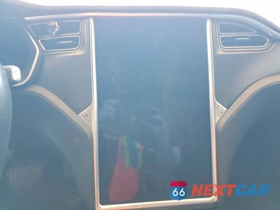 Zdjęcie 9 z 12 samochodu: 2016 TESLA MODEL S VIN:5YJSA1E2XGF124696 - miniatura