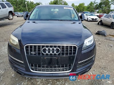 Piąte zdjęcie samochodu w środku: 2012 AUDI Q7 PREMIUM PLUS VIN:WA1LMAFE6CD008170 - miniatura