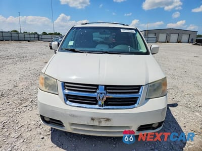 Piąte zdjęcie samochodu w środku: 2010 DODGE GRAND CARAVAN SXT VIN:2D4RN5D19AR434288 - miniatura