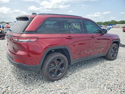 Trzecie zdjęcie samochodu z tyłu: 2025 JEEP GRAND CHEROKEE LIMITED VIN:1C4RJHBG0SC374753 - miniatura