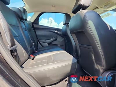 Zdjęcie 10 z 12 samochodu: 2015 FORD FOCUS SE VIN:1FADP3F20FL334503 - miniatura