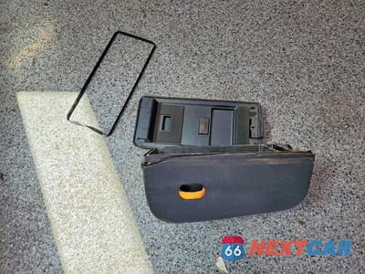 Zdjęcie 12 z 13 samochodu: 2008 FORD RANGER SUPER CAB VIN:1FTYR14U58PA42131 - miniatura