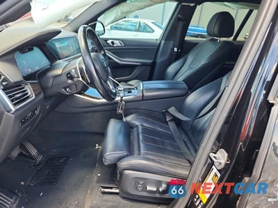 Zdjęcie 7 z 13 samochodu: 2019 BMW X5 XDRIVE40I VIN:5UXCR6C59KLL26554 - miniatura