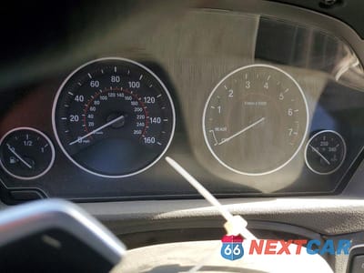 Zdjęcie 9 z 13 samochodu: 2019 BMW 330 VIN:WBA8Z9C55KB220744 - miniatura