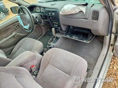Zdjęcie 8 z 13 samochodu: 2004 TOYOTA TACOMA XTRACAB VIN:5TEVL52N74Z311952 - miniatura