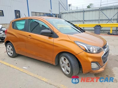 Czwarte zdjęcie samochodu z boku: 2020 CHEVROLET SPARK LS VIN:KL8CB6SA3LC408942 - miniatura
