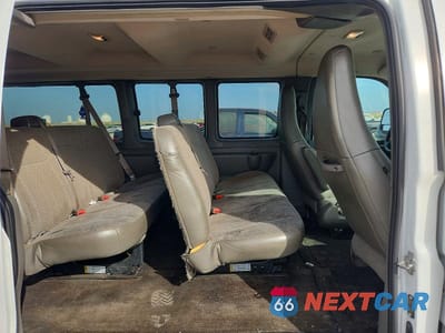 Zdjęcie 10 z 12 samochodu: 2019 CHEVROLET EXPRESS G3500 LT VIN:1GAZGPFG9K1210344 - miniatura